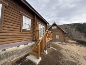 第2キャンプ場コテージテラス改修工事終了のお知らせ